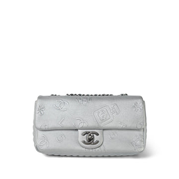 Silver Metallic leather Chanel Symbol Embossed Rectangular Single Flap Ruthenium Hardware