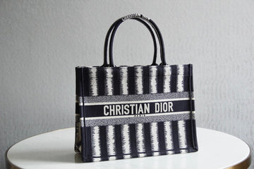 DIR1286 Book bag Tote Embroidery 36.5cm 41.5cm Handbag black and white