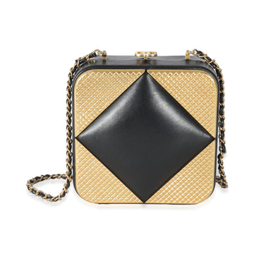Top Quality Chanel Black Leather Gold Metal Square CC Clutch