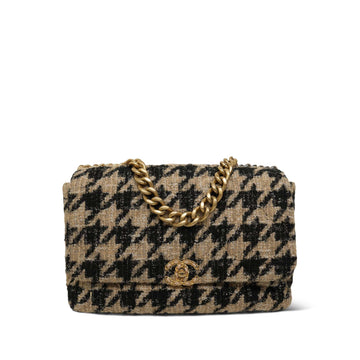 19K Beige/Black/Tinsel Tweed Quilted Houndstooth Maxi 19 Flap MHW