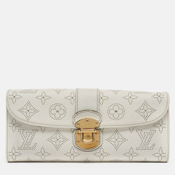 Louis Vuitton White Monogram Mahina Leather Amelia Wallet
