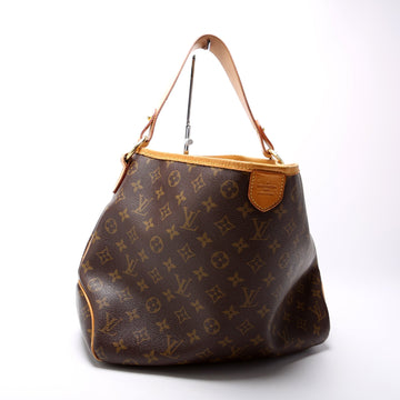 Delightful PM Monogram