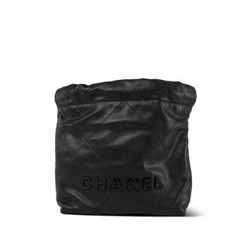 Black leather Quilted Mini 22 Bag Black/Aged Gold Hardware