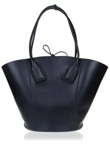 Luxury Bottega Veneta Medium Basket Tote Bag Black