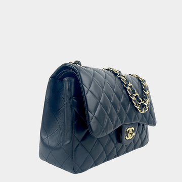 CHANEL Jumbo Dbl Flap Quilted Leather w/gold