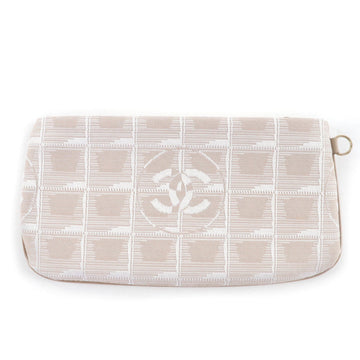 Travel Line Wallet on Chain Quilted Nylon