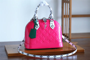 Fashion Lu-Vi bags - 8276