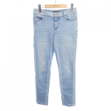 Chanel P60875V46398 Jeans