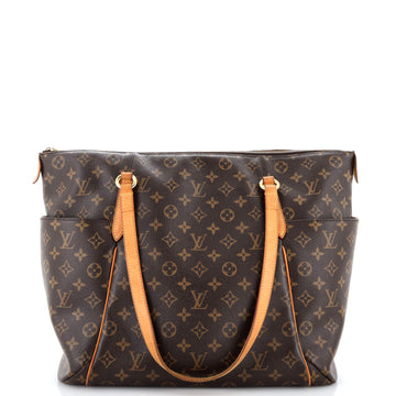 Totally Handbag Monogram Canvas GM