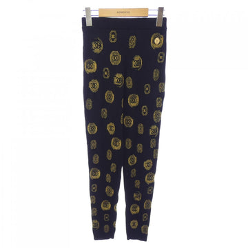 Chanel P70995K10160 Cashmere Leggings