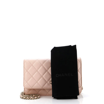 Wallet on Chain Quilted Caviar