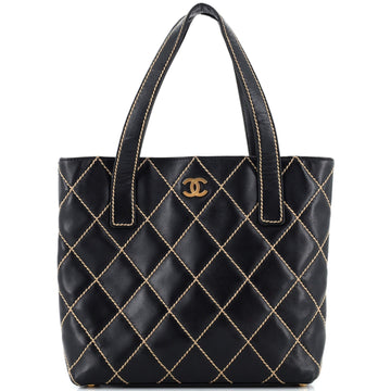 CHANEL Surpique Tote Quilted Leather Small