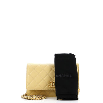 Textured CC Wallet on Chain Quilted Caviar