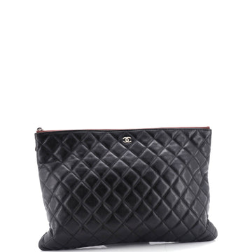 O Case Clutch Quilted Lambskin Large