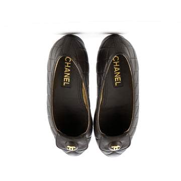 Women's CC Button Ballerina Flats Quilted Leather