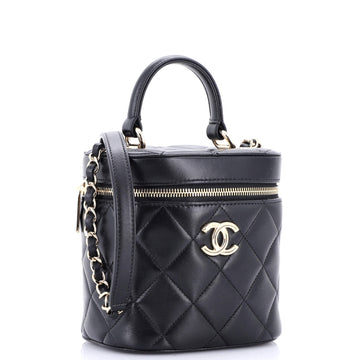 Trendy CC Top Handle Vanity Case Quilted Lambskin Small