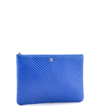 O Case Clutch Chevron Caviar Medium