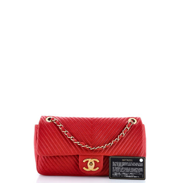 Medallion Charm Flap Bag Chevron Wrinkled Lambskin Medium