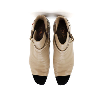 Women's Logo Cap Toe Short Ankle Boots Leather with Velvet