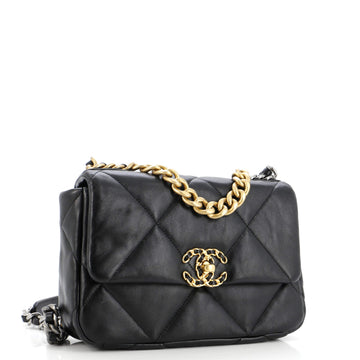 19 Flap Bag Quilted Leather Medium