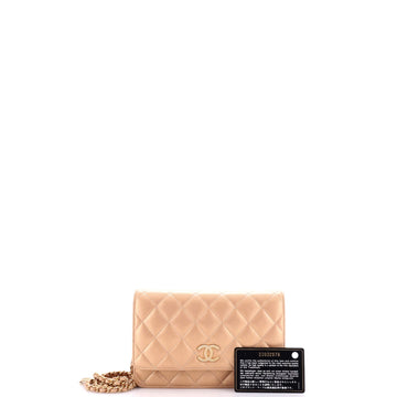 Textured CC Wallet on Chain Quilted Caviar