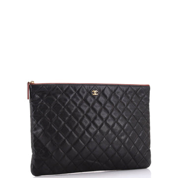 O Case Clutch Quilted Caviar Large