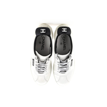 Women's CC Low-Top Flat Runner Sneakers Leather