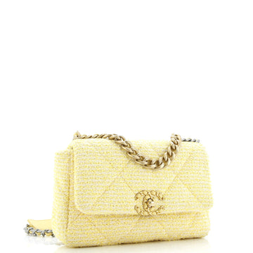 19 Flap Bag Quilted Tweed Medium