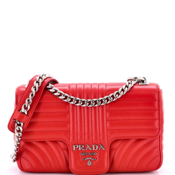 Chain Flap Shoulder Bag Diagramme Quilted Leather Medium