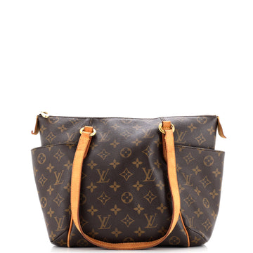 Totally Handbag Monogram Canvas PM
