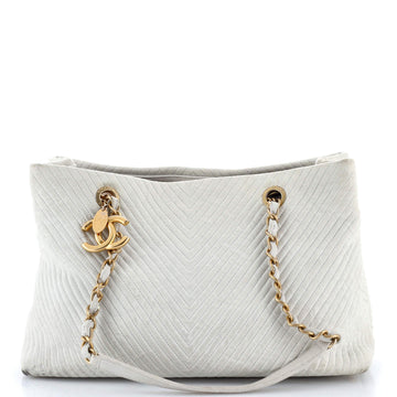 Medallion Charm Tote Chevron Wrinkled Lambskin Large