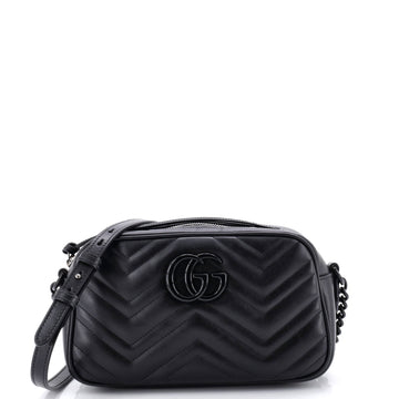 GG Marmont Monochrome Shoulder Bag Matelasse Leather Small