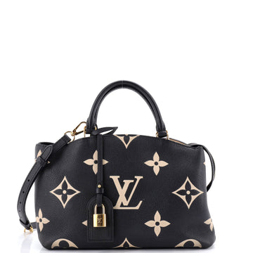 Petit Palais Handbag Bicolor Monogram Empreinte Giant
