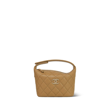 25A Beige leather Quilted Métiers D’Art Clutch With Chain LGHW