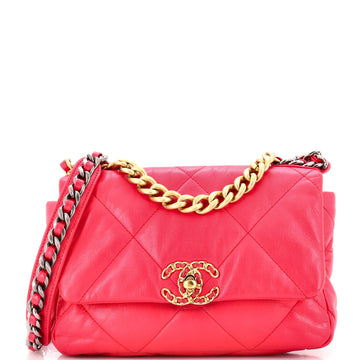 19 Flap Bag Quilted Leather Medium