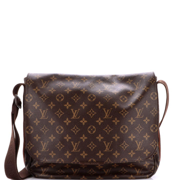 Beaubourg Messenger Bag Monogram Canvas GM