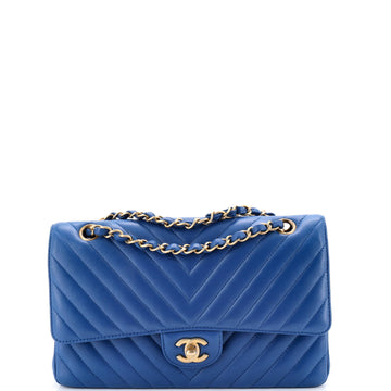 Classic Double Flap Bag Chevron Caviar Medium