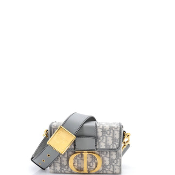 30 Montaigne Box Bag Oblique Canvas