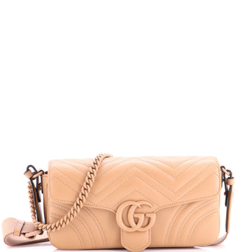 GG Marmont Monochrome Flap Bag Matelasse Leather Medium
