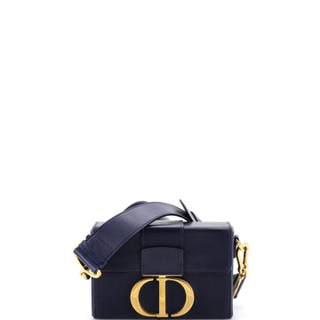 30 Montaigne Box Bag Leather