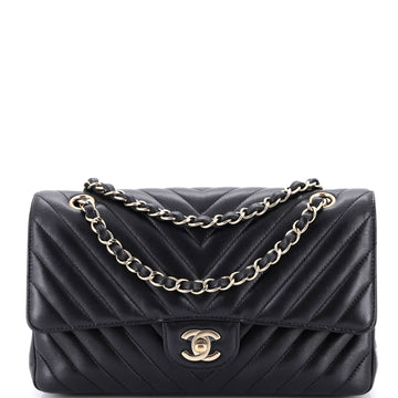 Classic Double Flap Bag Chevron Lambskin Medium