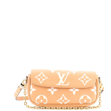 Ivy Wallet on Chain Bicolor Monogram Empreinte Giant