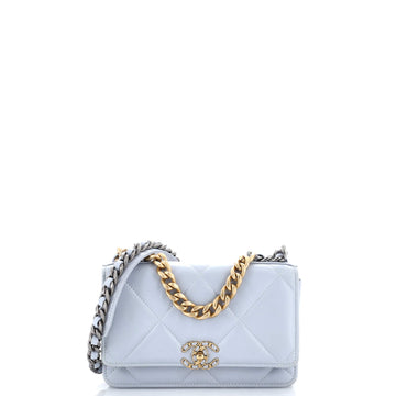 19 Wallet on Chain Quilted Lambskin