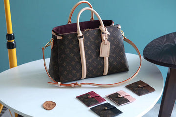 Fashion Lu-Vi bags - 8411