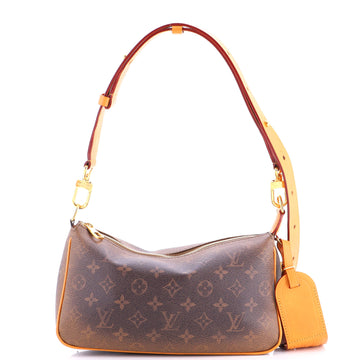Pochette Accessoires NM Monogram Dust Leather XL