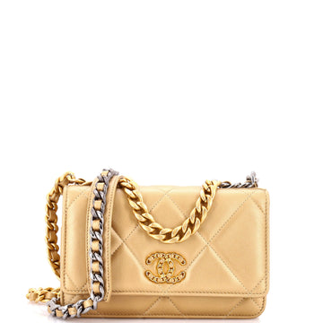 19 Wallet on Chain Quilted Lambskin