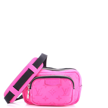 Outdoor Pouch Monogram Taigarama