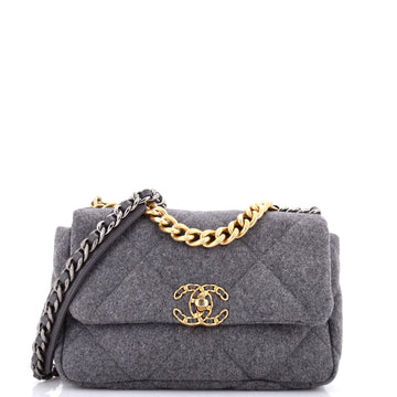 19 Flap Bag Quilted Wool Medium