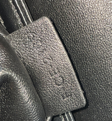 Triomphe Shoulder Bag Smooth Leather Teen
