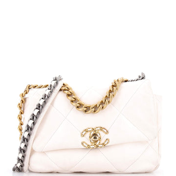 19 Flap Bag Quilted Leather Medium